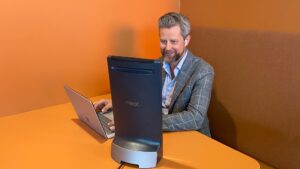 NEAT FRAME | Thiết bị hội nghị video và điện thoại đa lĩnh vực cho tương lai